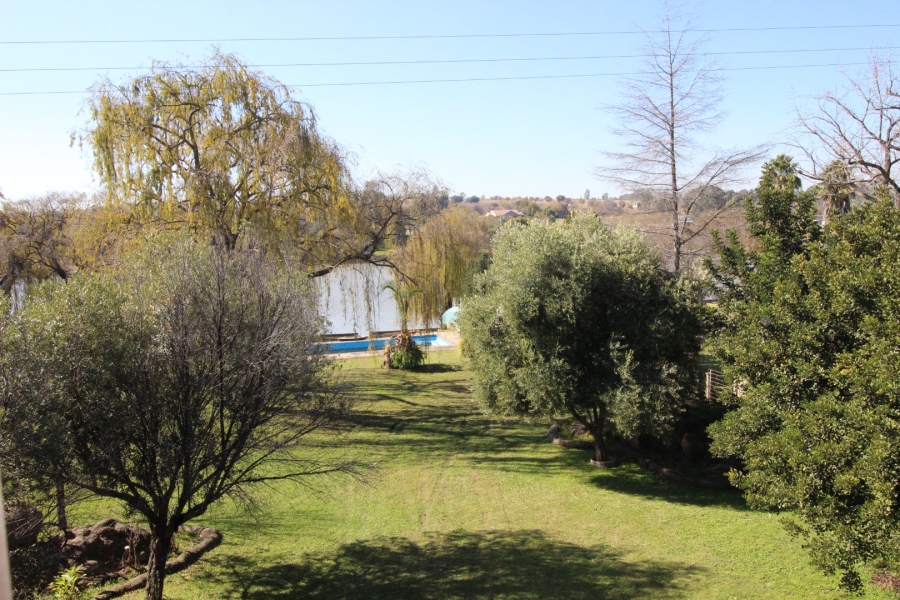 3 Bedroom Property for Sale in Lake Deneysville Free State